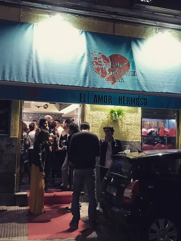 El Amor Hermoso de noche · El Amor Hermoso